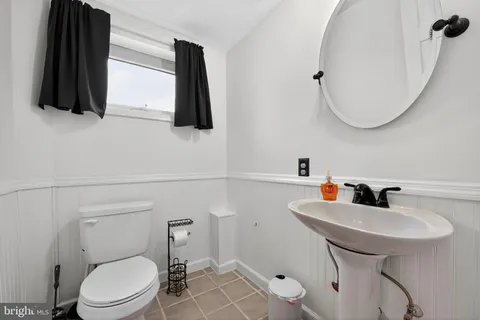 a view of a kitchen with washer and dryer