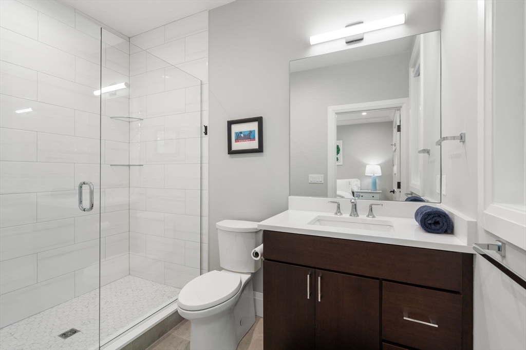 1058 Beacon Street, Unit 2 Newton, MA 02459 - Photo 18 of 40