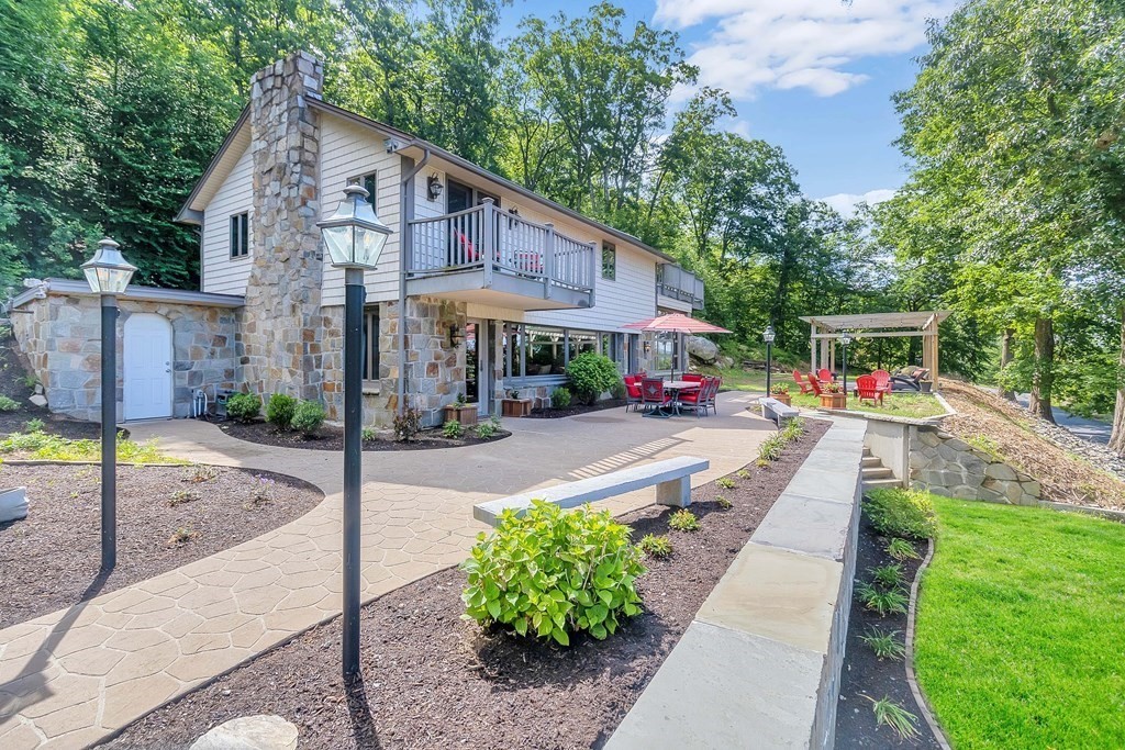 161 Hovey Road Monson, MA 01057 - Photo 1 of 40
