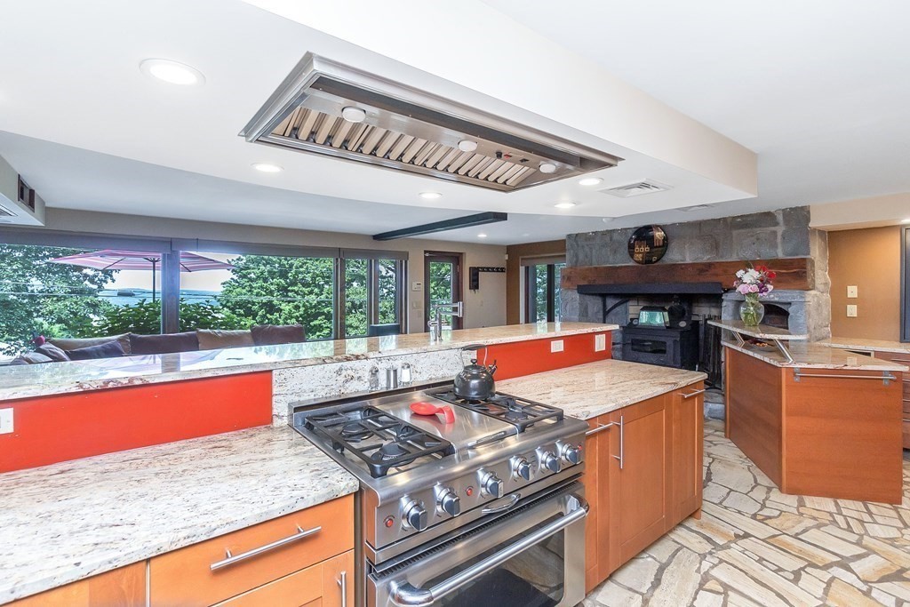 161 Hovey Road Monson, MA 01057 - Photo 8 of 40