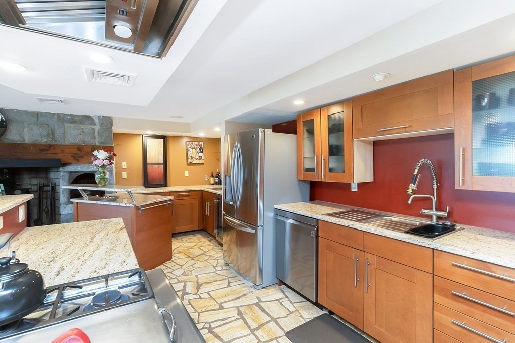 161 Hovey Road Monson, MA 01057 - Photo 10 of 40