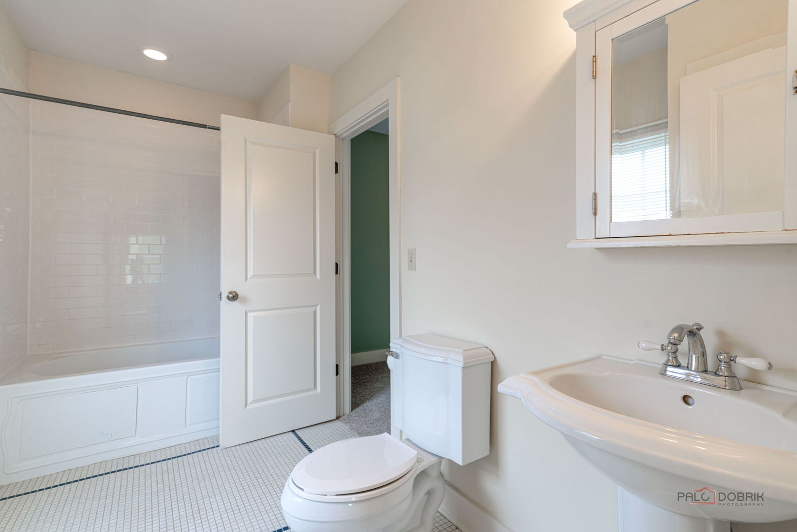 430 North Sheridan Road Waukegan, IL 60085 - Photo 30 of 44