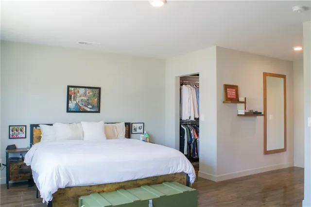 $2,850,000 | 542 North Kilkea Drive, Los Angeles, CA 90048