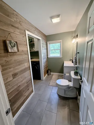 $525,000 | 18 Deerfield Drive, Broad Brook, CT 06016