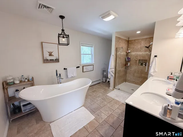 $525,000 | 18 Deerfield Drive, Broad Brook, CT 06016