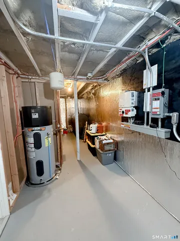 $525,000 | 18 Deerfield Drive, East Windsor, CT 06016