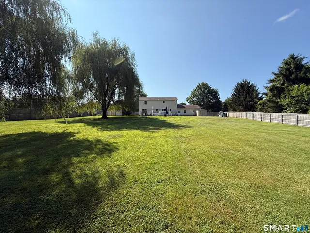 $525,000 | 18 Deerfield Drive, Broad Brook, CT 06016