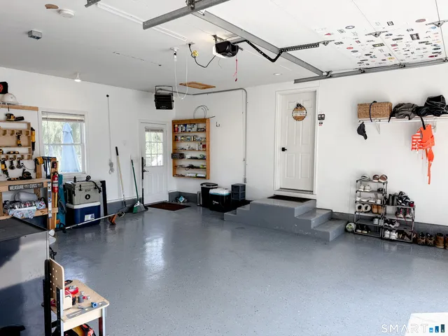 $525,000 | 18 Deerfield Drive, East Windsor, CT 06016