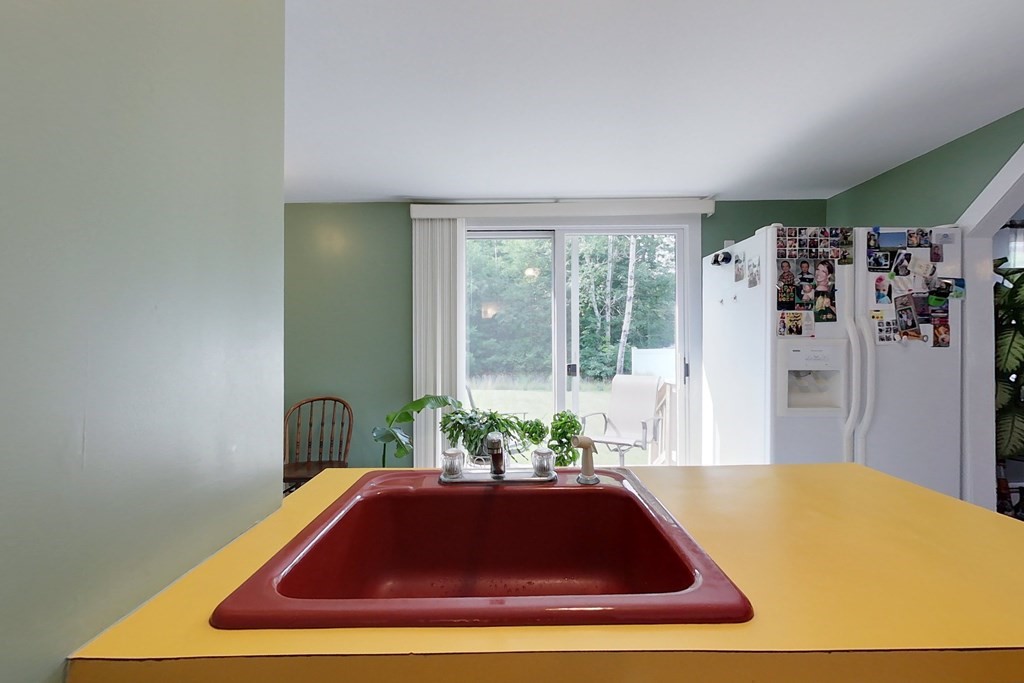 538 Main Street Townsend, MA 01474 - Photo 3 of 37