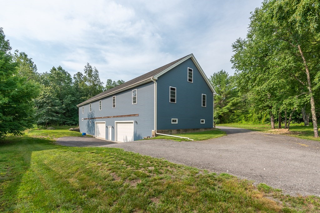 538 Main Street Townsend, MA 01474 - Photo 33 of 37
