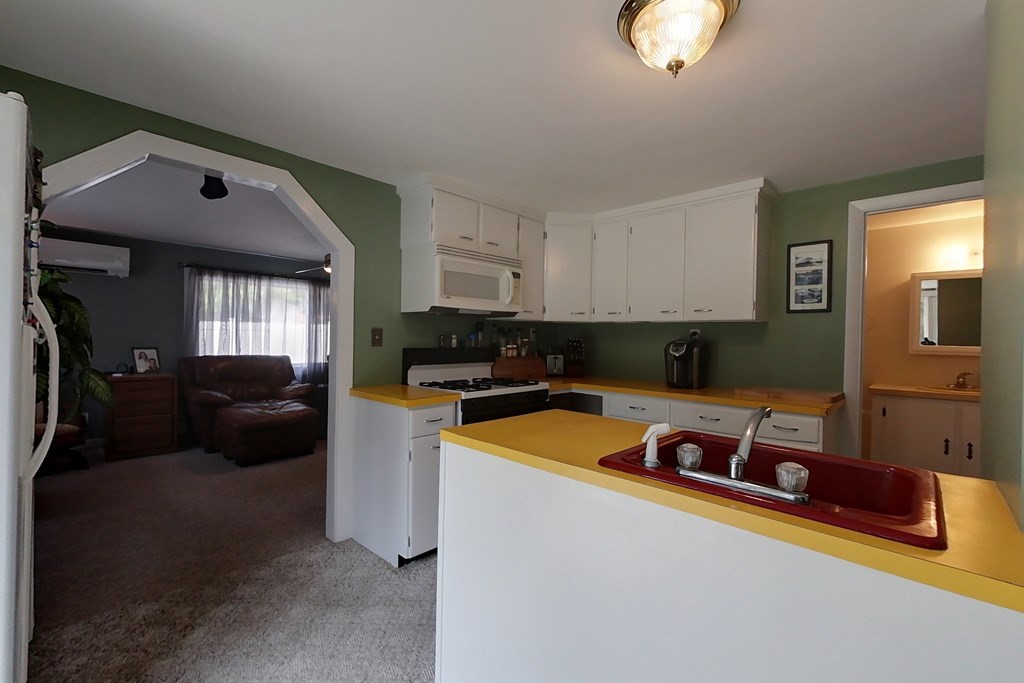 538 Main Street Townsend, MA 01474 - Photo 5 of 37