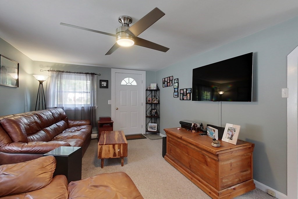 538 Main Street Townsend, MA 01474 - Photo 10 of 37