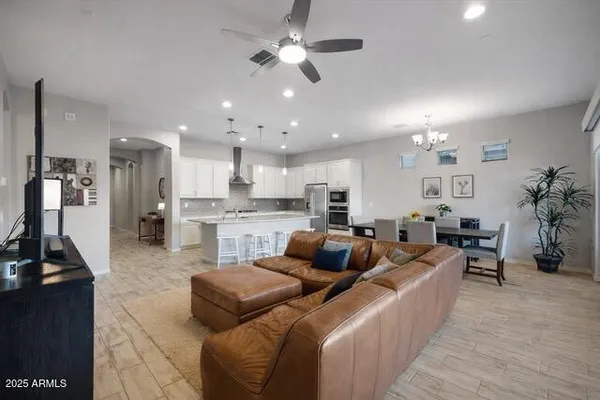 $650,000 | 2527 South Quaintance Street, Gilbert, AZ 85295