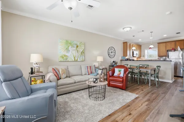 $250,000 | 548 West Beach Boulevard, Unit 110, Pass Christian, MS 39571