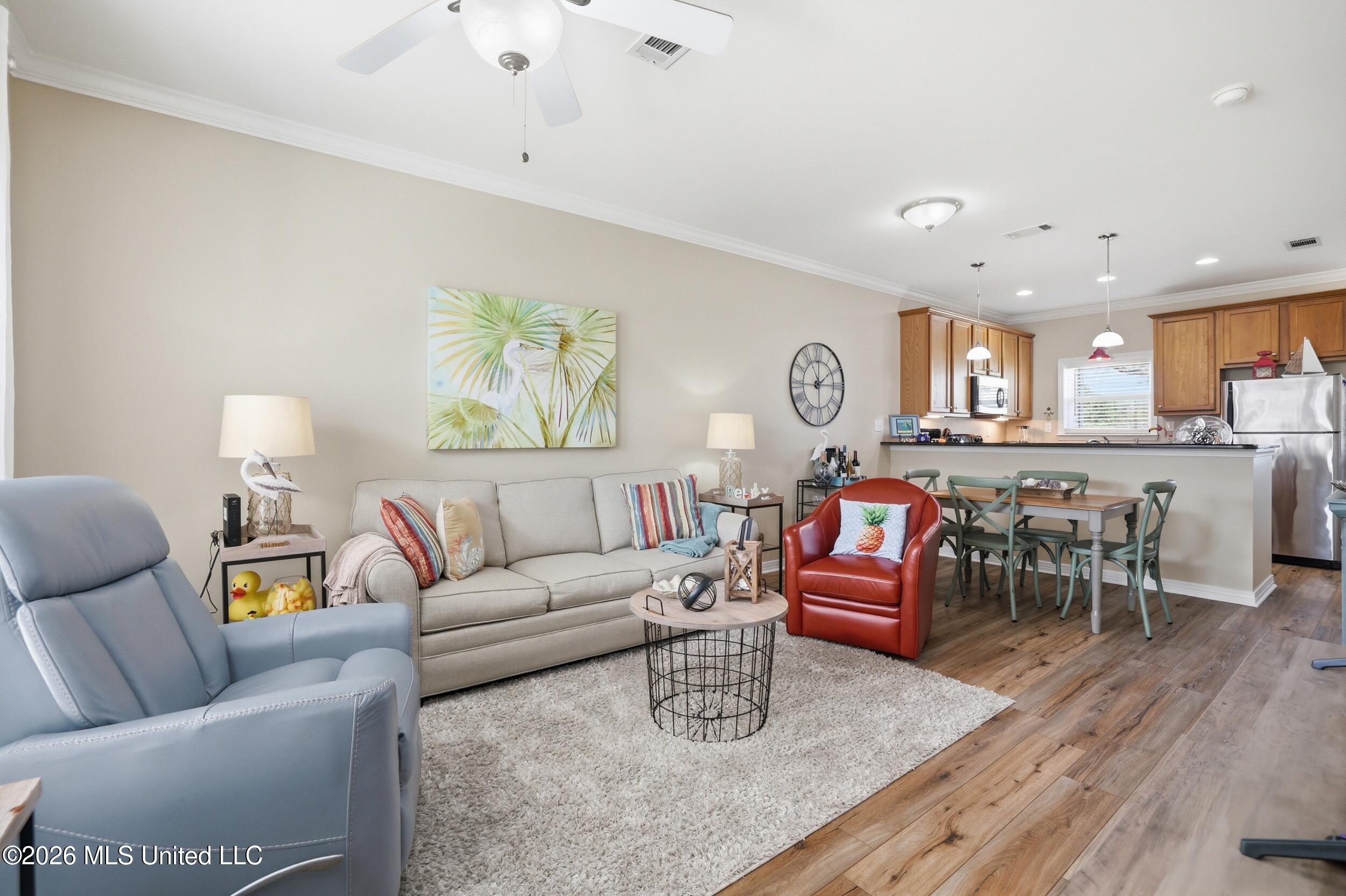 548 West Beach Boulevard, Unit 110 Pass Christian, MS 39571 - Photo 3 of 42 9_r6__4929