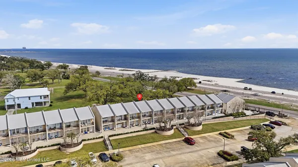 $250,000 | 548 West Beach Boulevard, Unit 110, Pass Christian, MS 39571