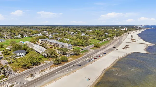 $250,000 | 548 West Beach Boulevard, Unit 110, Pass Christian, MS 39571