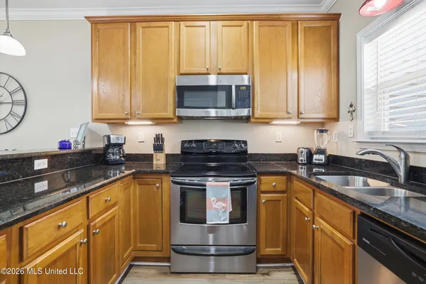 $250,000 | 548 West Beach Boulevard, Unit 110, Pass Christian, MS 39571