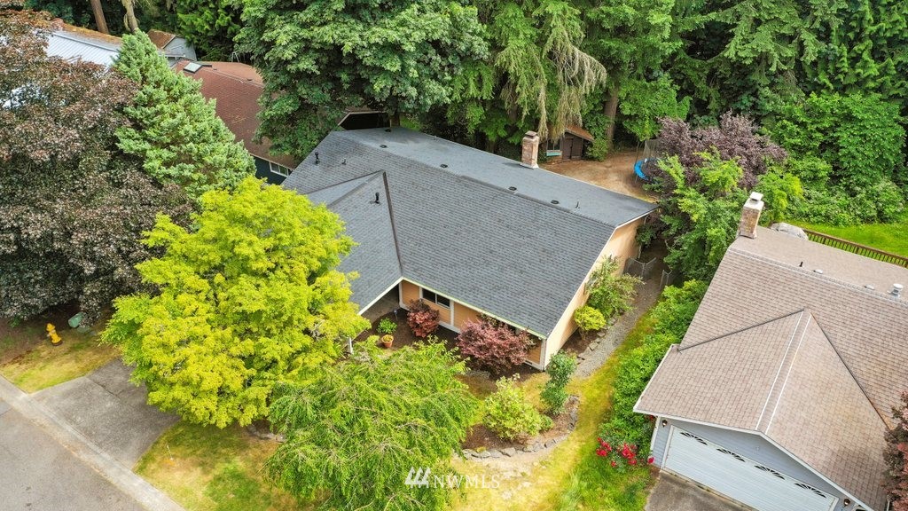21317 2nd Drive Southeast Bothell, WA 98021 - Photo 32 of 38