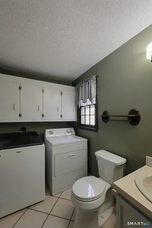 $2,850 | 12 Hilltop Drive, Canton, CT 06019