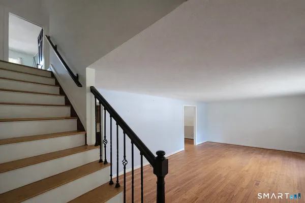 $2,850 | 12 Hilltop Drive, Canton, CT 06019