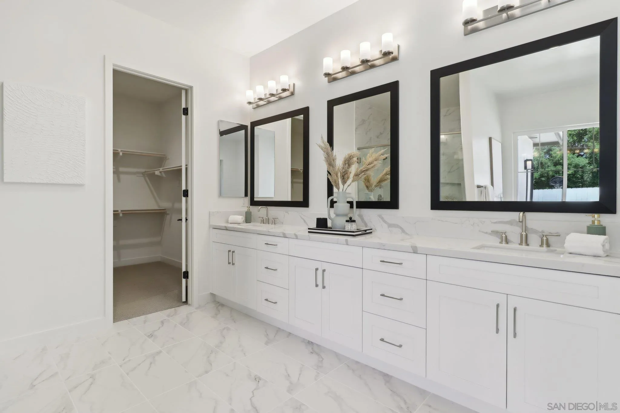 2745 Alexander Drive Escondido, CA 92029 - Photo 19 of 39 a bathroom with double sink and a mirror