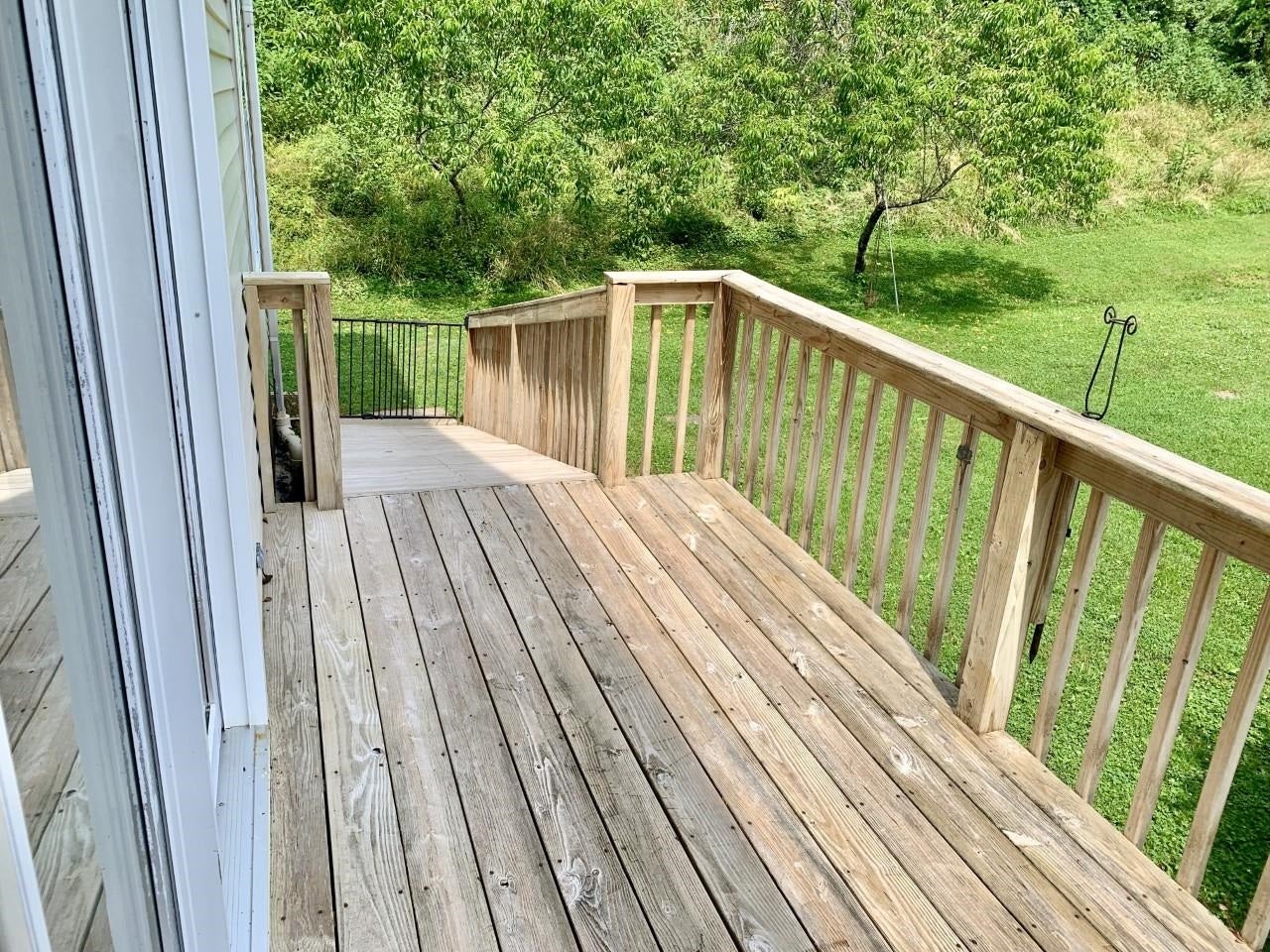 898 Toms Creek Road Wayne, WV 25570 - Photo 11 of 32 Gallery Image 11