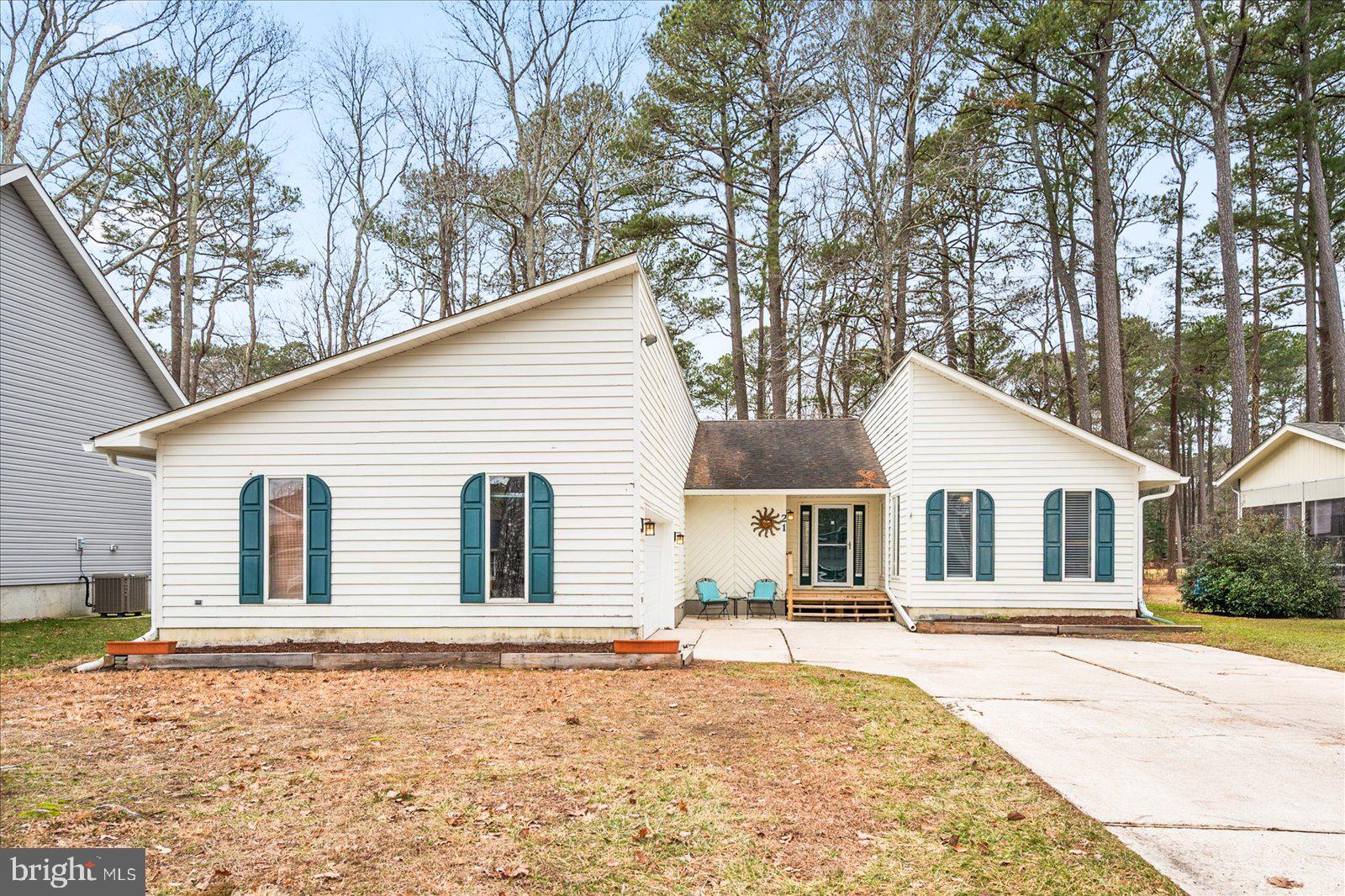 21 Drawbridge Road Ocean Pines, MD 21811 - Photo 1 of 103
