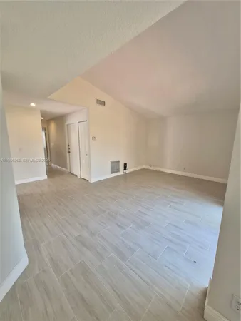 $2,700 | 17316 Northwest 63rd Avenue, Hialeah, FL 33015