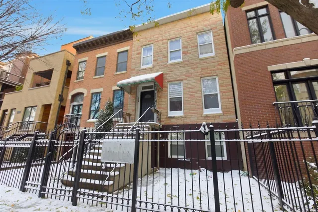 $1,025 | 1638 West Warren Boulevard, Unit 1R, Chicago, IL 60612