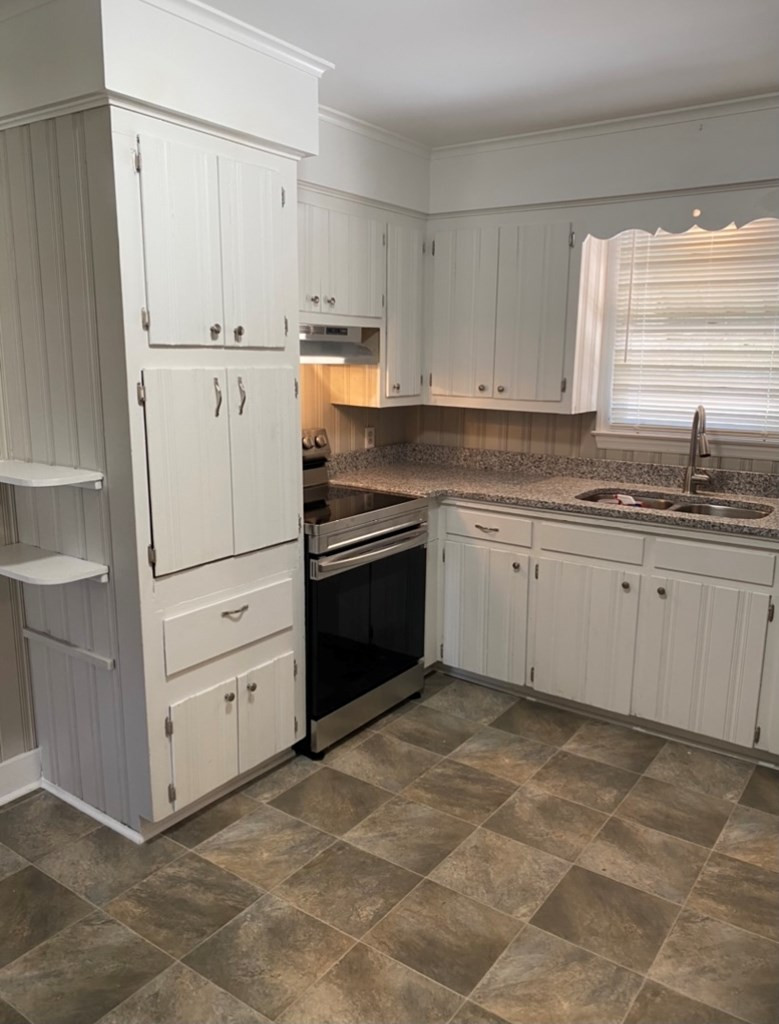 1308 Manning Road Sumter, SC 29150 - Photo 7 of 20 Gallery Image 7