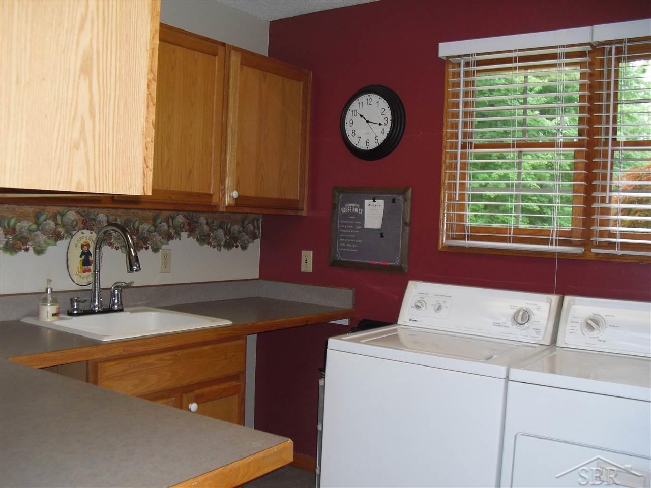 3137 South Brennan Road Hemlock, MI 48626 - Photo 11 of 22 31295519-10.JPG
