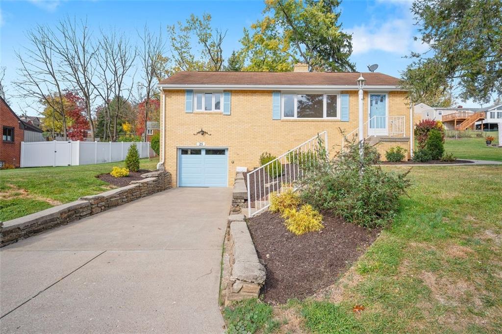 25 Sioux Road Bethel Park, PA 15241 - Photo 1 of 49 Gallery Image 1