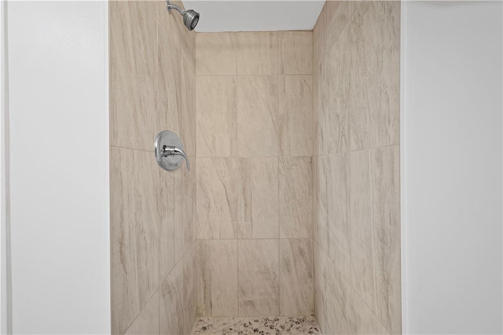 25 Sioux Road Bethel Park, PA 15241 - Photo 39 of 49 Gallery Image 39