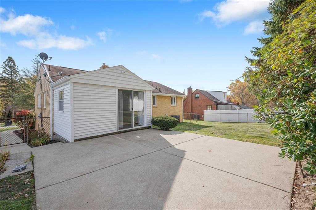 25 Sioux Road Bethel Park, PA 15241 - Photo 42 of 49 Gallery Image 42