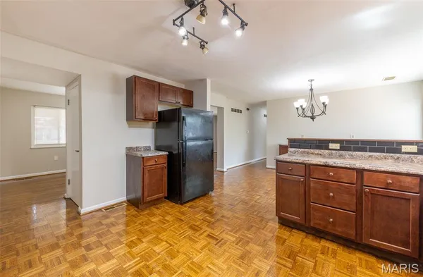 $279,990 | 1665 Horseshoe Drive, Florissant, MO 63033