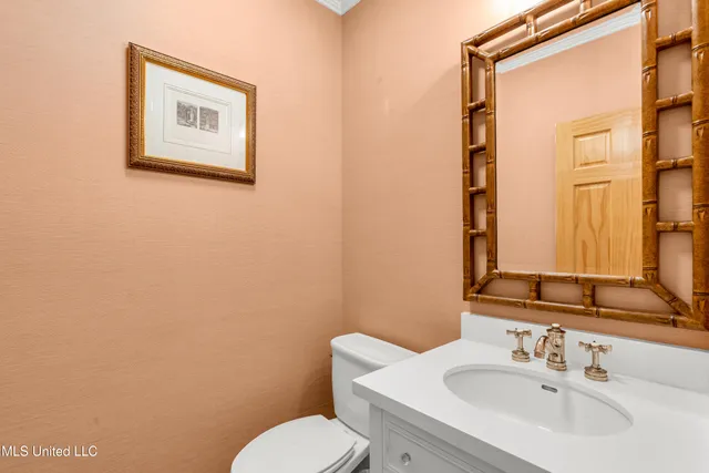 $750,000 | 27 Chapel Hill Road, Bay St. Louis, MS 39520