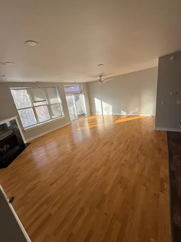 $2,695 | 2257 West Lake Street, Unit 203, Chicago, IL 60612