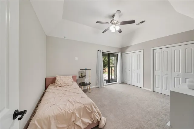 $950,000 | 18022 Rogers Road, New Waverly, TX 77358