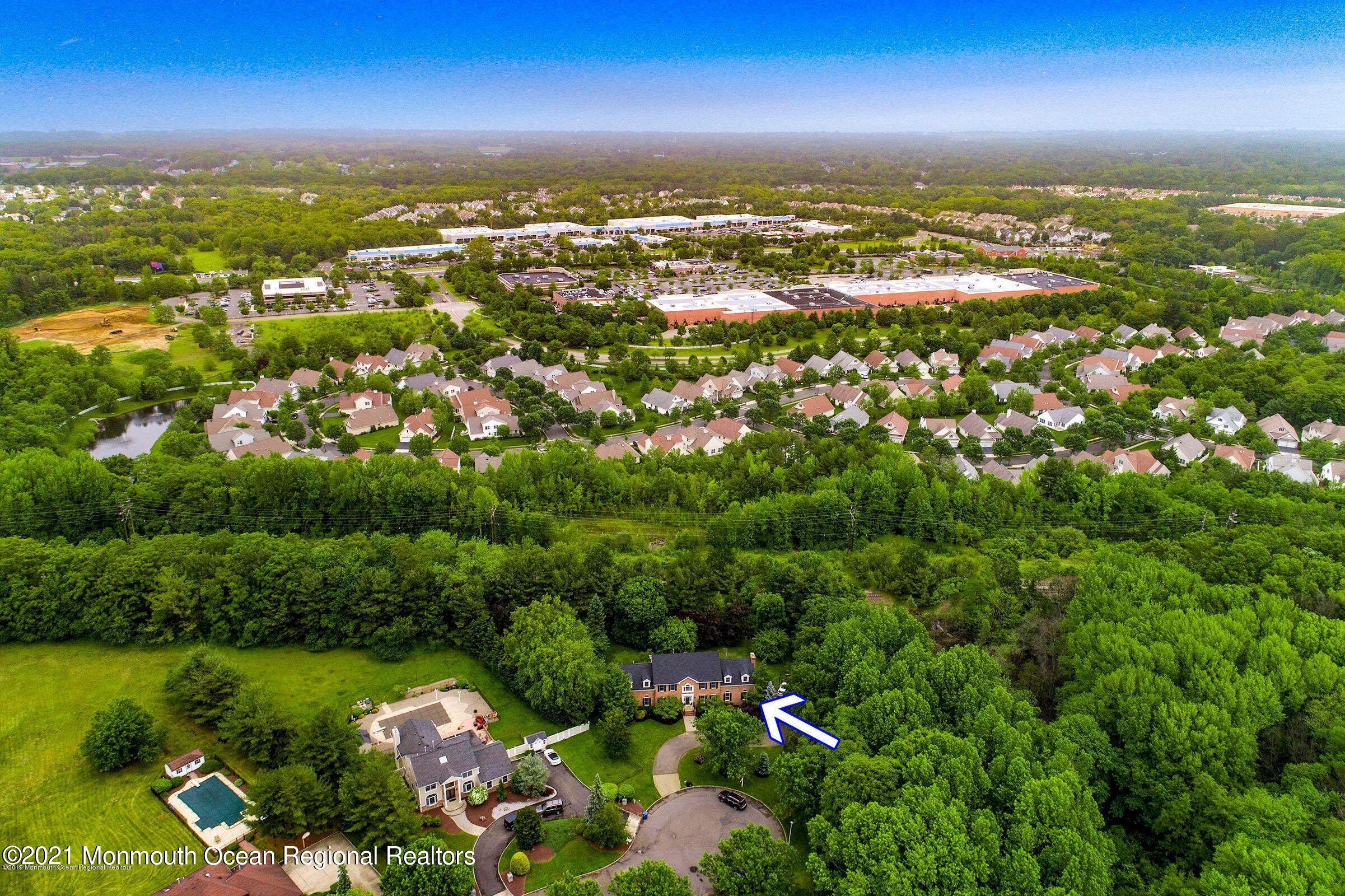 21 Dearborn Drive Holmdel, NJ 07733 - Photo 47 of 48 a view of a city