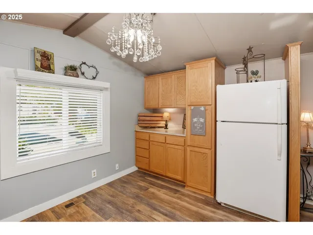 $97,222 | 1475 Green Acres Road, Unit 121, Eugene, OR 97408