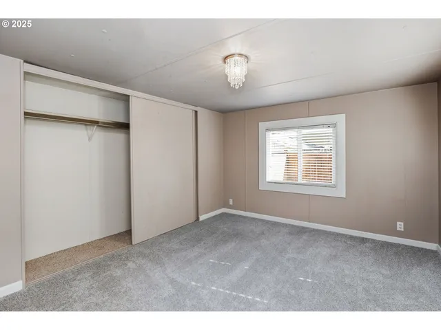 $97,222 | 1475 Green Acres Road, Unit 121, Eugene, OR 97408