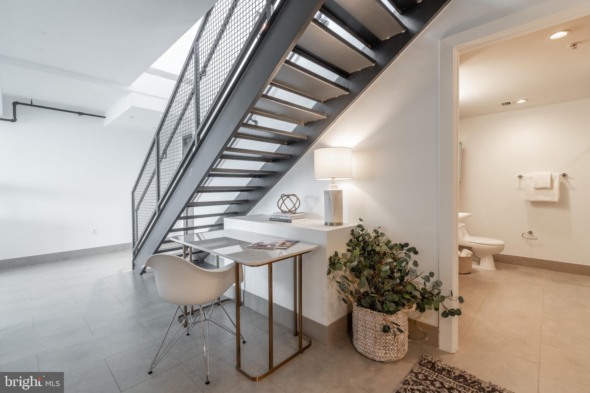 1133 14th Street Northwest, Unit PH5 Washington, DC 20005 - Photo 12 of 30