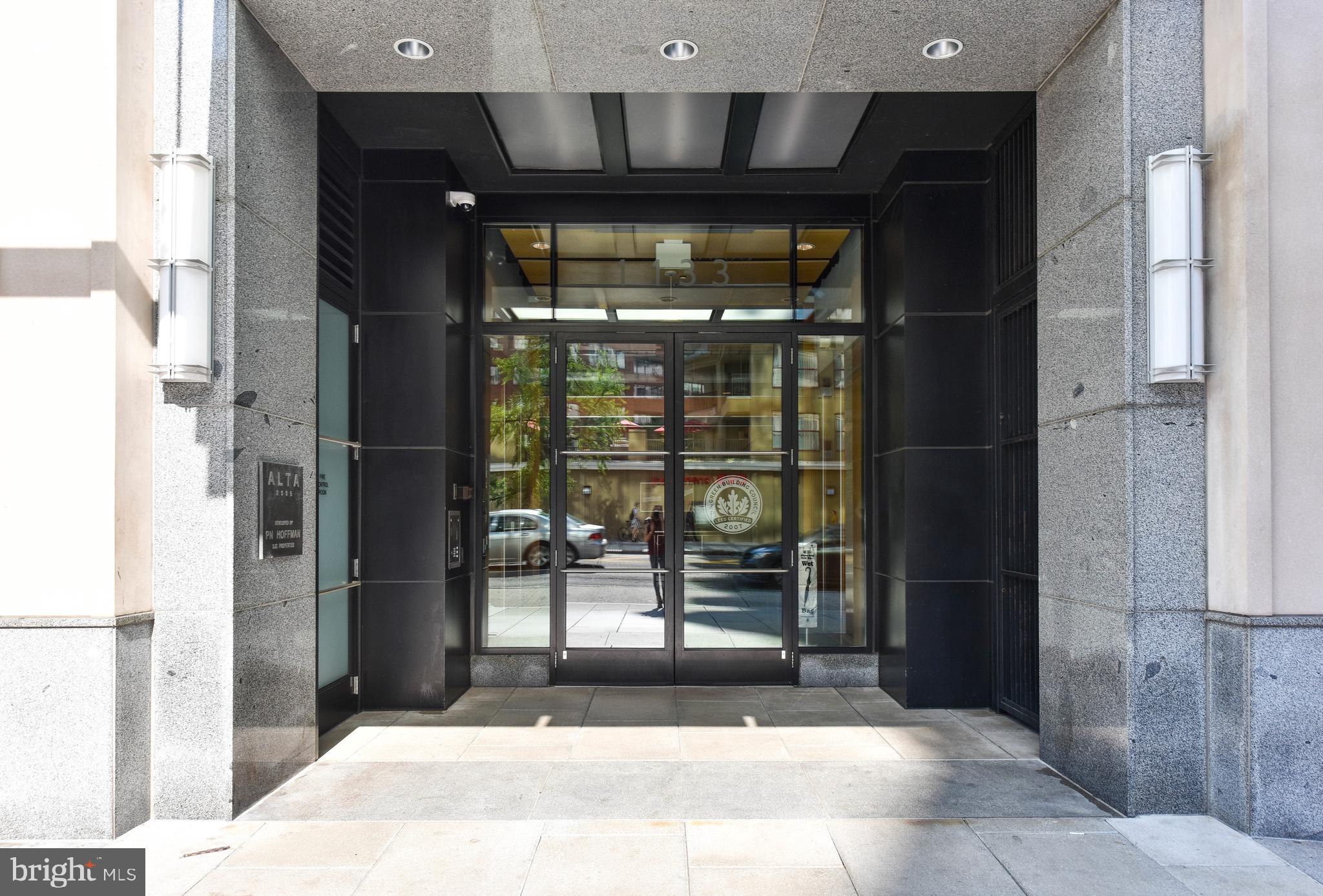 1133 14th Street Northwest, Unit PH5 Washington, DC 20005 - Photo 22 of 30