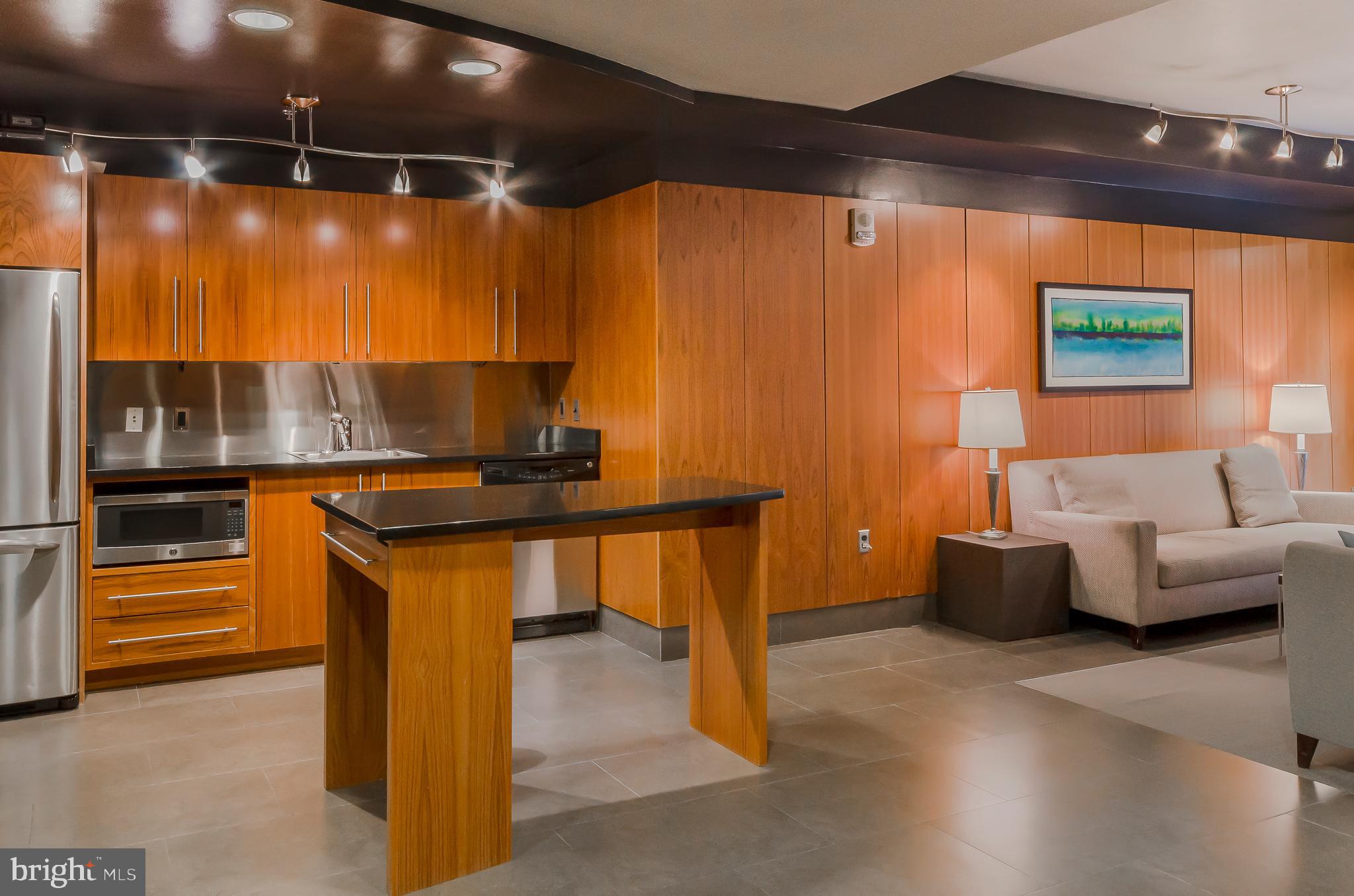 1133 14th Street Northwest, Unit PH5 Washington, DC 20005 - Photo 28 of 30