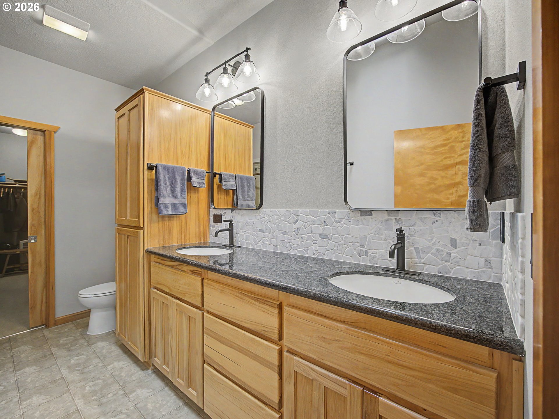 23491 East Lolo Pass Road Rhododendron, OR 97049 - Photo 27 of 47 Gallery Image 27