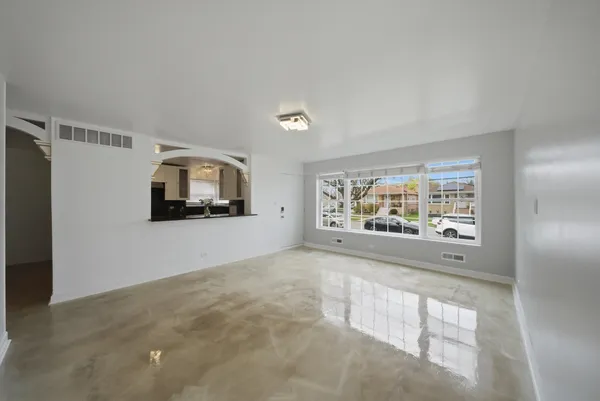 $449,900 | 3853 West 83rd Place, Chicago, IL 60652