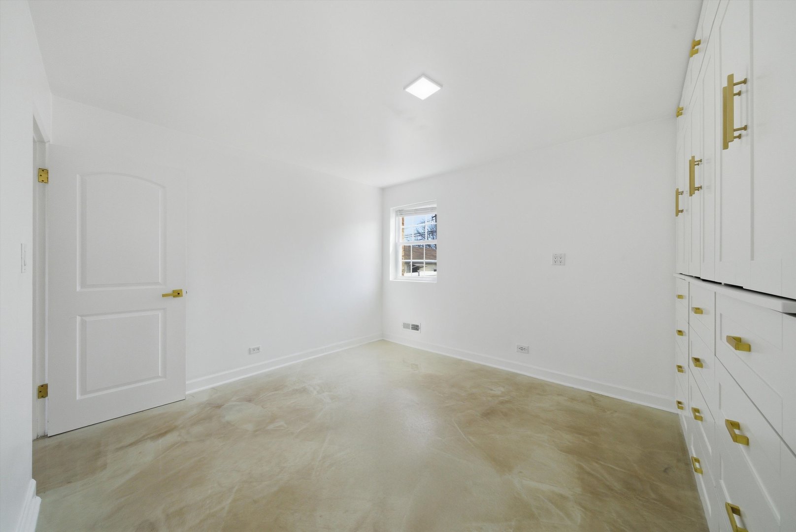 3853 West 83rd Place Chicago, IL 60652 - Photo 9 of 30 a view of an empty room