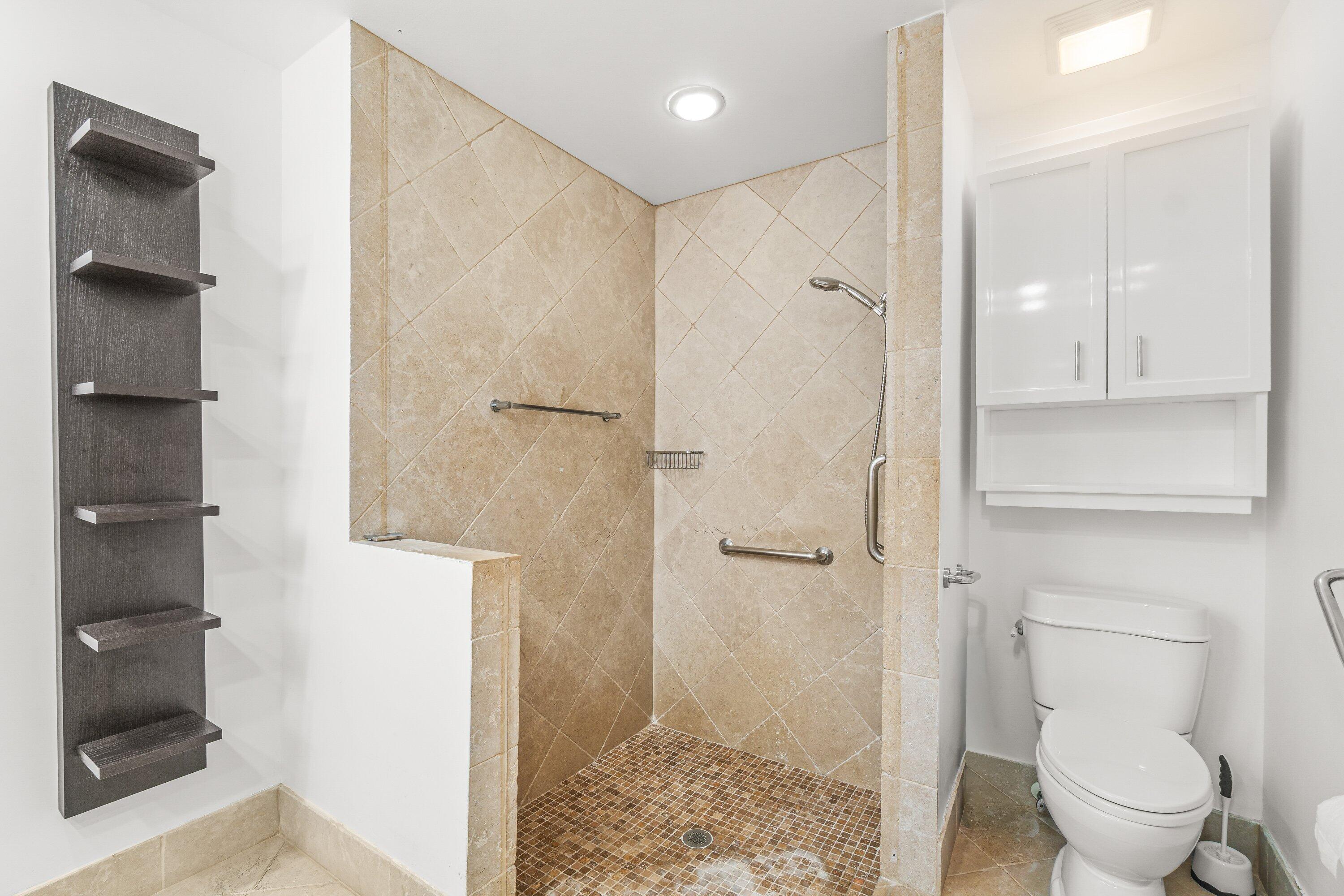 23298 Torre Circle Boca Raton, FL 33433 - Photo 29 of 35 033-23298TorreCircle-BocaRaton-FL-33433-