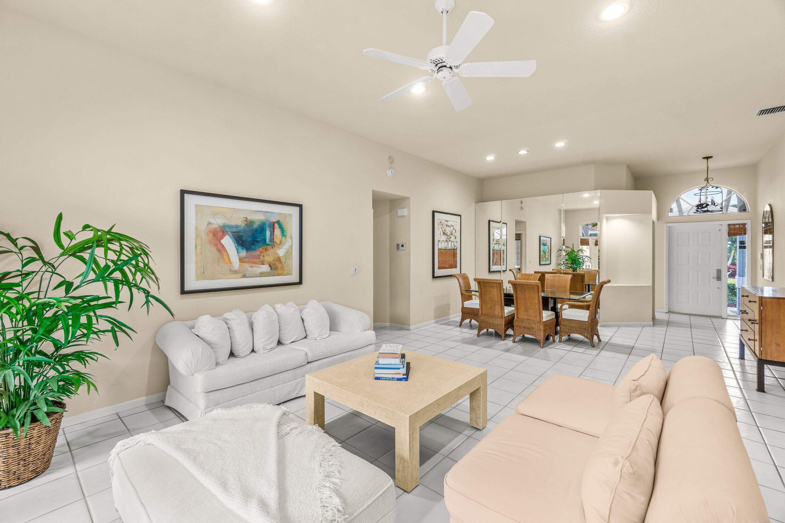 23298 Torre Circle Boca Raton, FL 33433 - Photo 9 of 35 010-23298TorreCircle-BocaRaton-FL-33433-